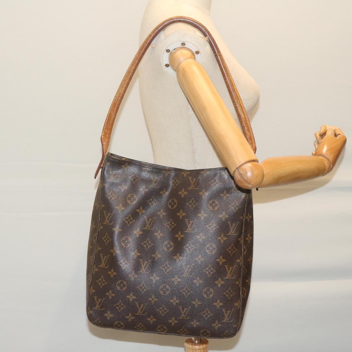 LOUIS VUITTON Monogram Looping GM Shoulder Bag M51145 LV Auth 63030