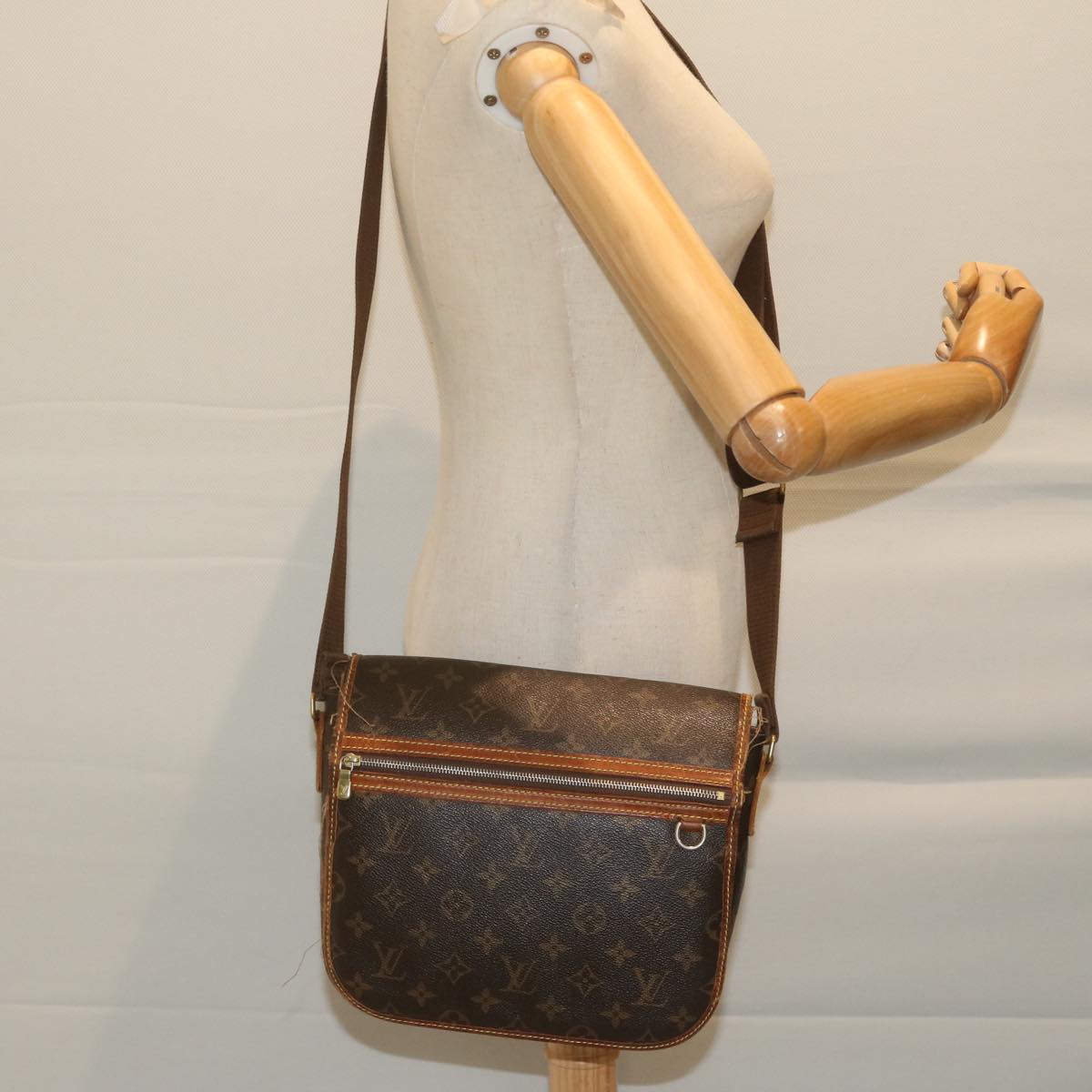 LOUIS VUITTON Monogram Messenger Bosphore PM Shoulder Bag M40106 LV Auth 63031