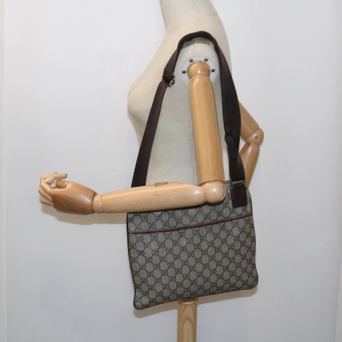 GUCCI GG Supreme Shoulder Bag PVC Leather Beige 141626 Auth 63112