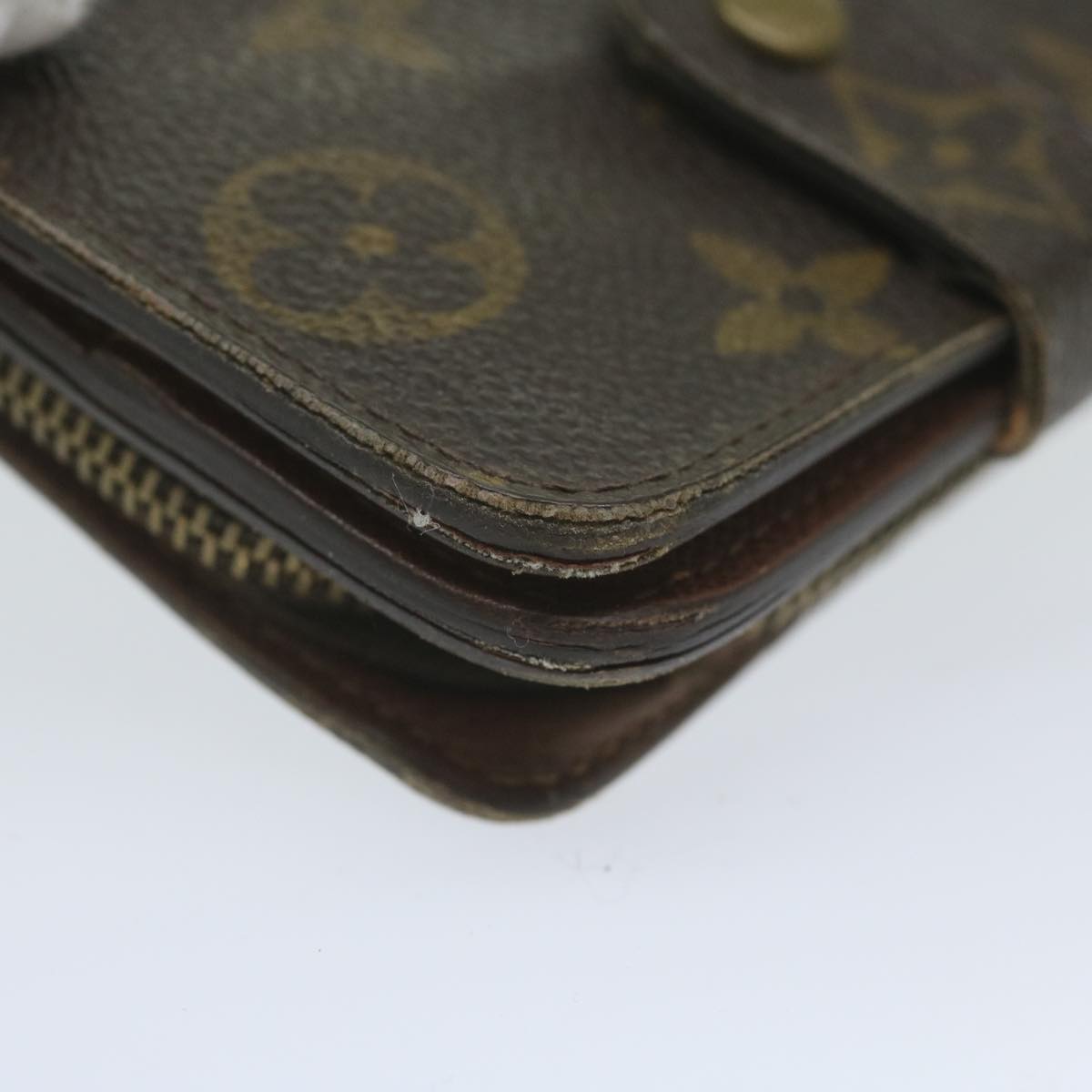 LOUIS VUITTON Monogram Compact Zip Wallet M61667 LV Auth 63160