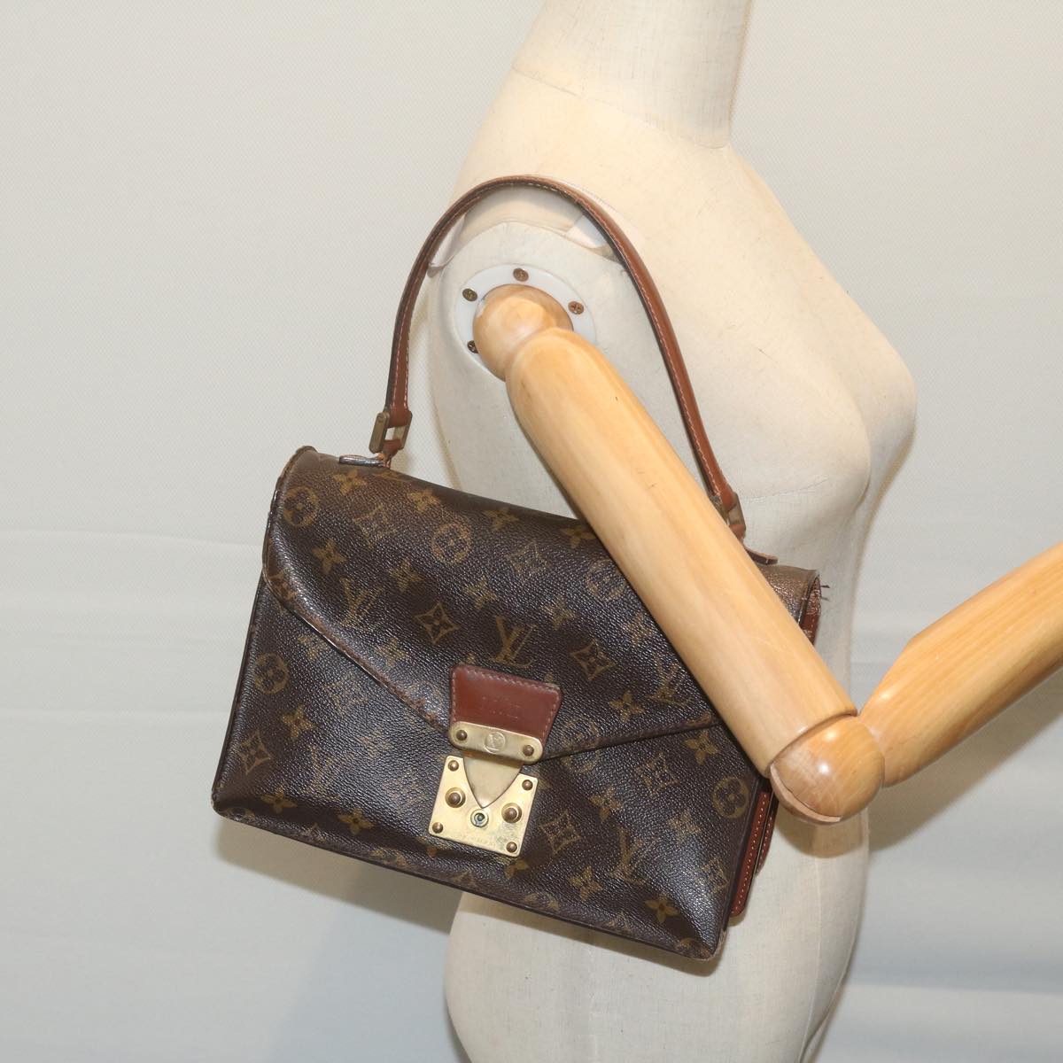 LOUIS VUITTON Monogram Concorde Hand Bag M51190 LV Auth 63231