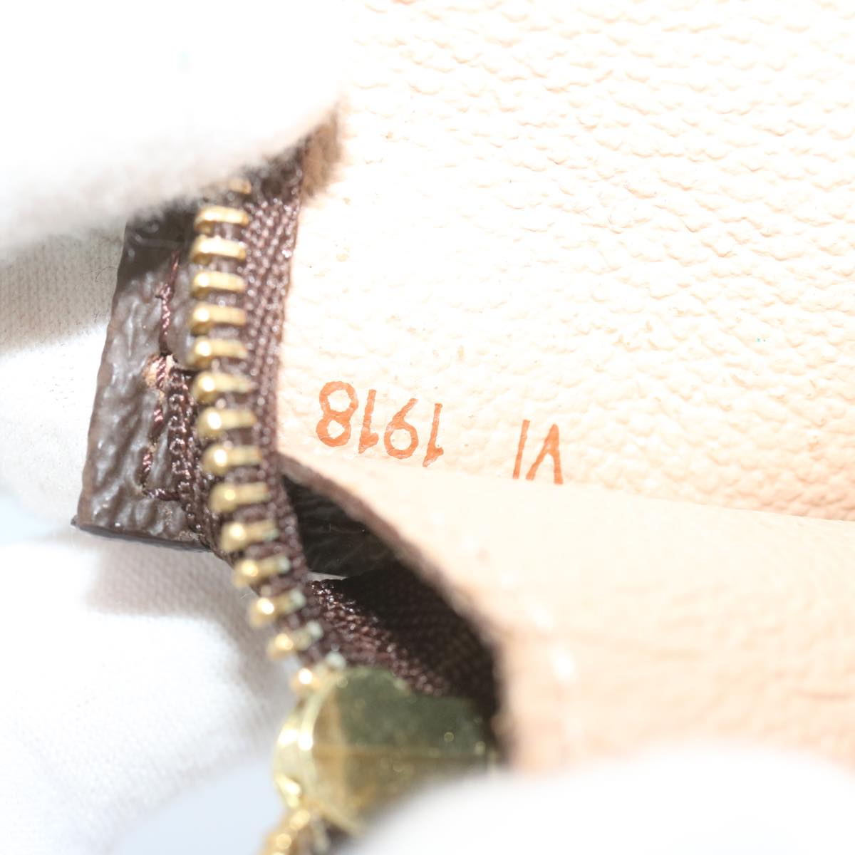 LOUIS VUITTON Monogram Bucket PM Pouch Accessory Pouch LV Auth 63232