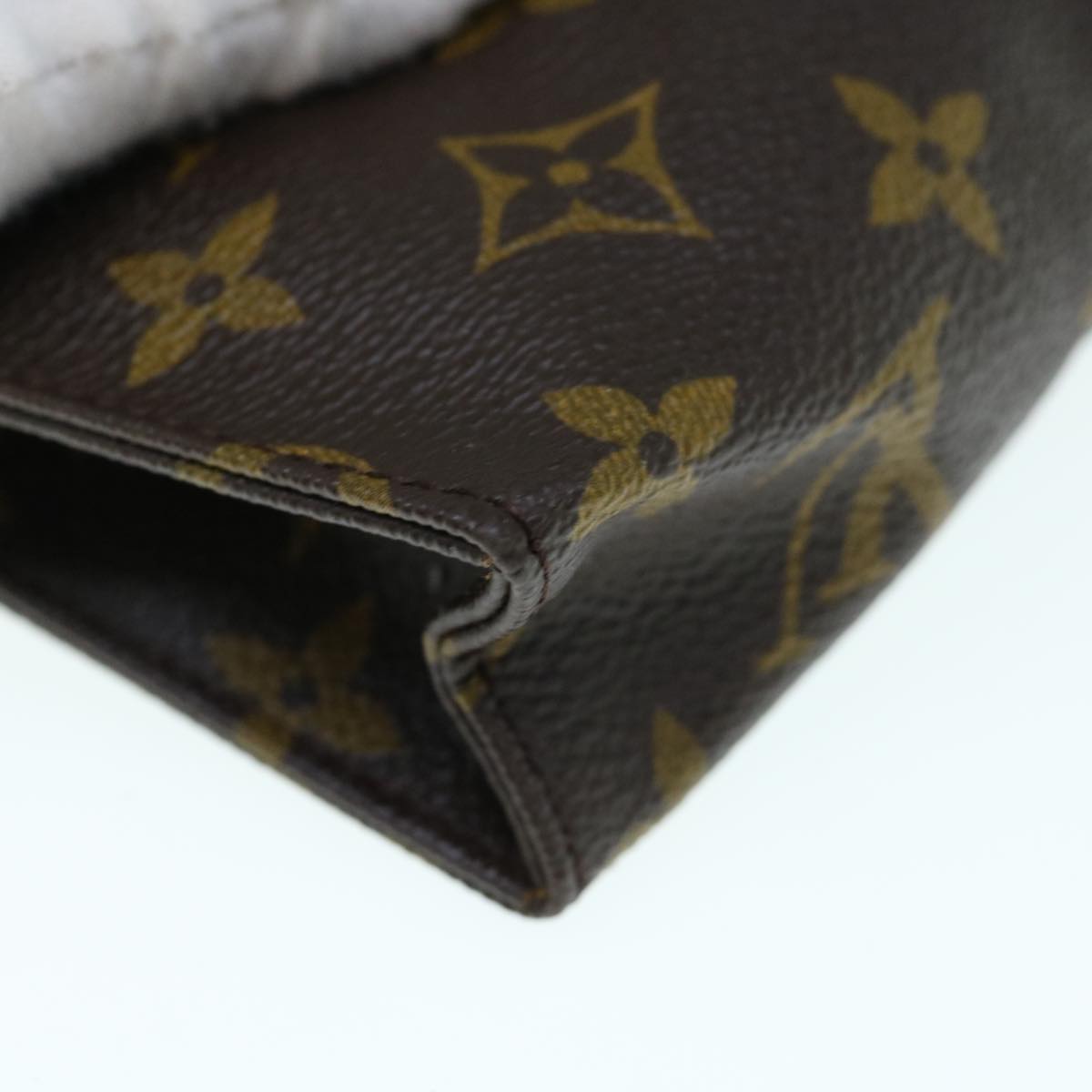 LOUIS VUITTON Monogram Poche Toilette 15 Pouch M47546 LV Auth 63279