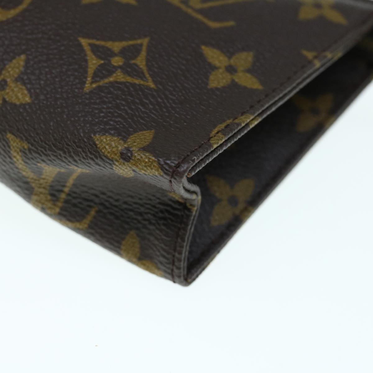 LOUIS VUITTON Monogram Poche Toilette 15 Pouch M47546 LV Auth 63279