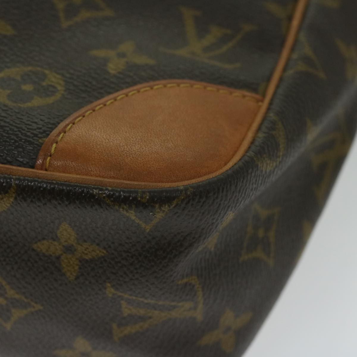 LOUIS VUITTON Monogram Danube MM Shoulder Bag M45264 LV Auth 63308