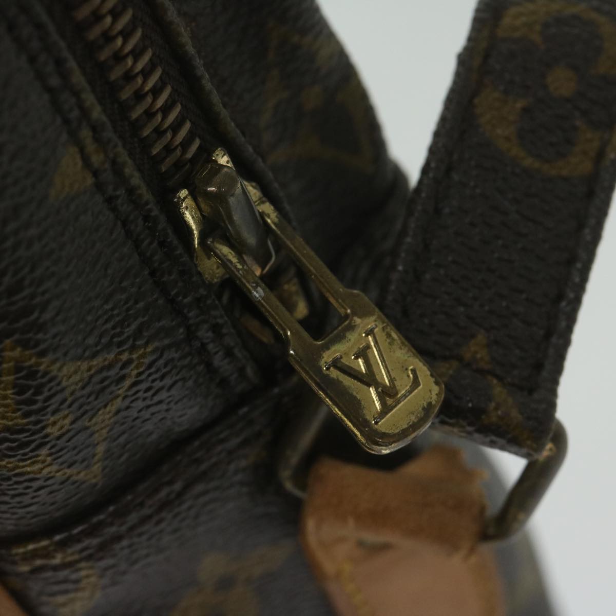 LOUIS VUITTON Monogram Danube MM Shoulder Bag M45264 LV Auth 63308