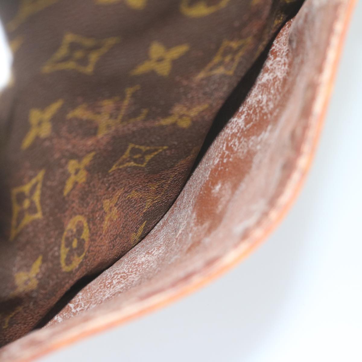 LOUIS VUITTON Monogram Danube MM Shoulder Bag M45264 LV Auth 63308