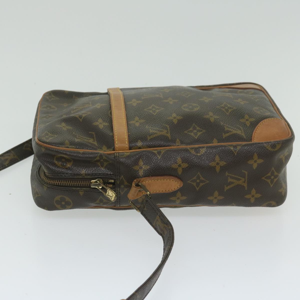 LOUIS VUITTON Monogram Danube MM Shoulder Bag M45264 LV Auth 63308