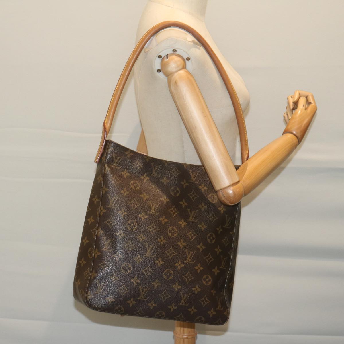 LOUIS VUITTON Monogram Looping GM Shoulder Bag M51145 LV Auth 63335