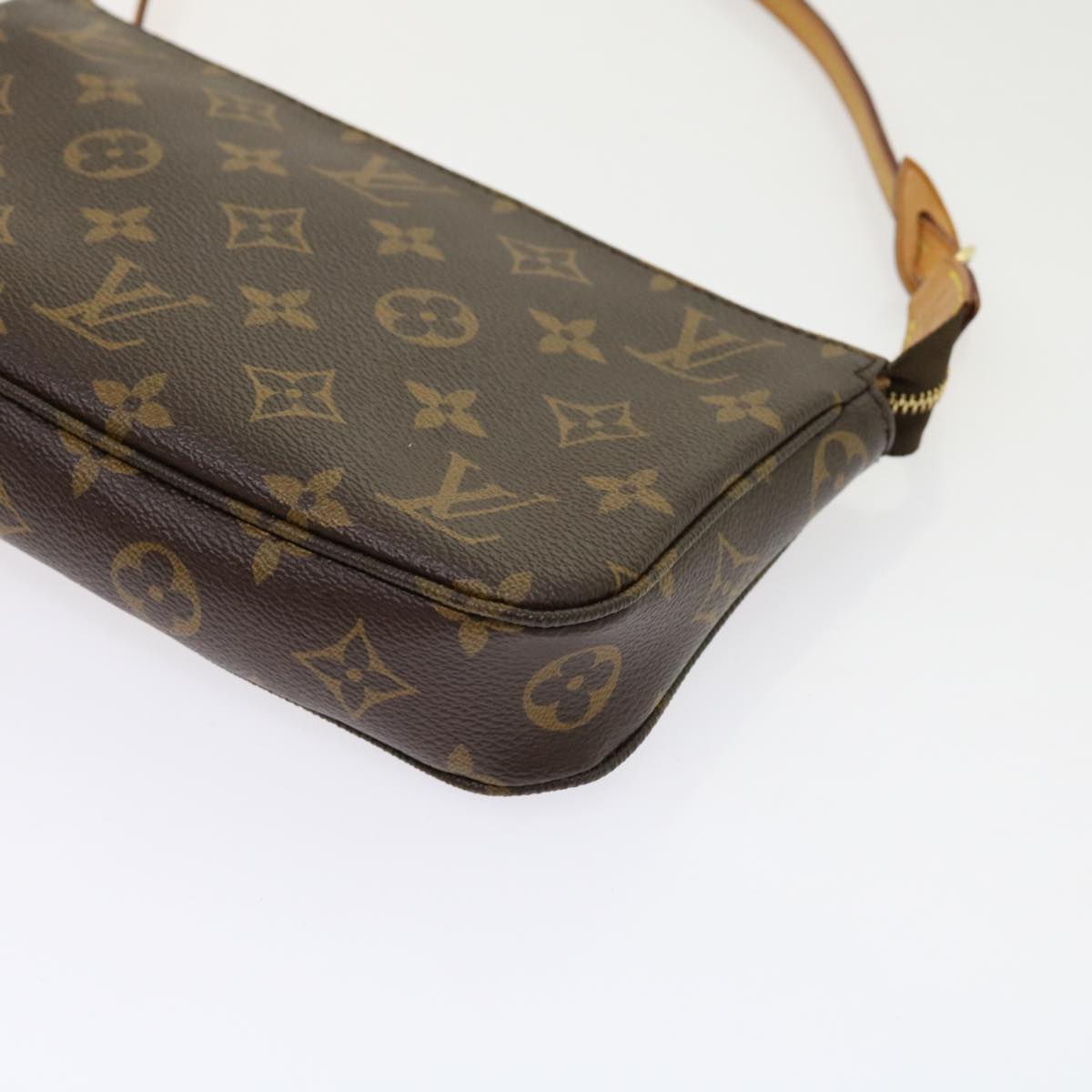 LOUIS VUITTON Monogram Pochette Accessoires Pouch M51980 LV Auth 63413A