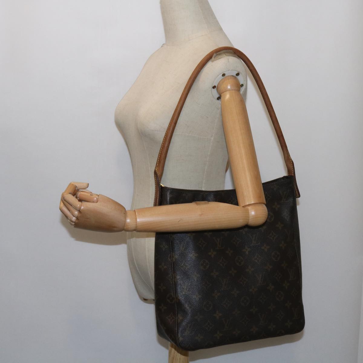 LOUIS VUITTON Monogram Looping GM Shoulder Bag M51145 LV Auth 63590