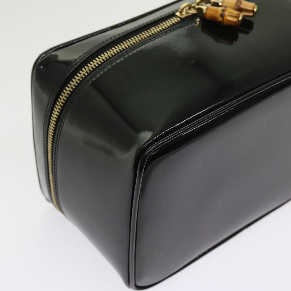 GUCCI Vanity Bamboo Cosmetic Pouch Patent leather Black 032 1705 0150 Auth 63625