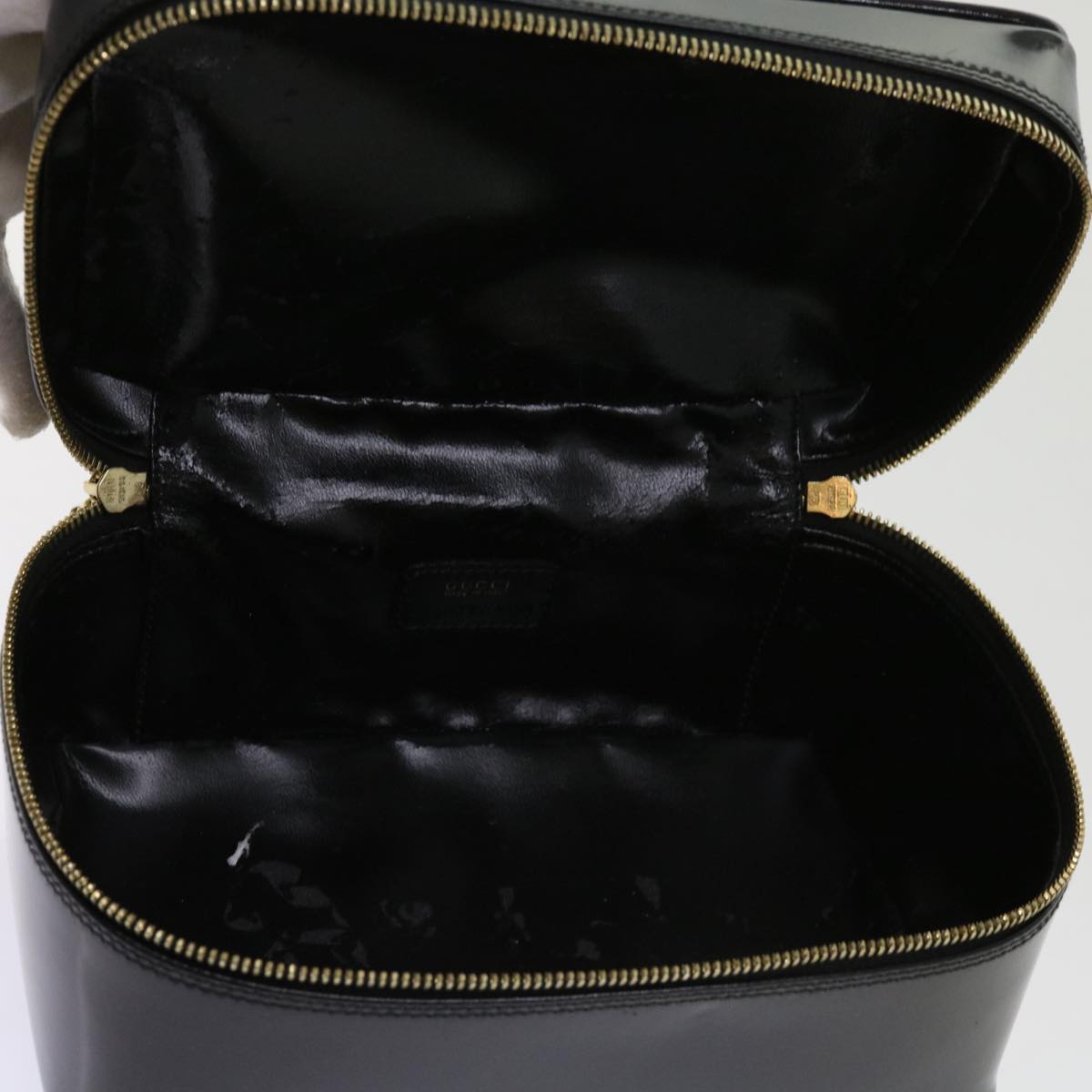 GUCCI Vanity Bamboo Cosmetic Pouch Patent leather Black 032 1705 0150 Auth 63625