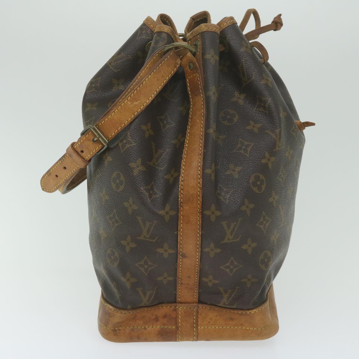 LOUIS VUITTON Monogram Noe Shoulder Bag M42224 LV Auth 63688