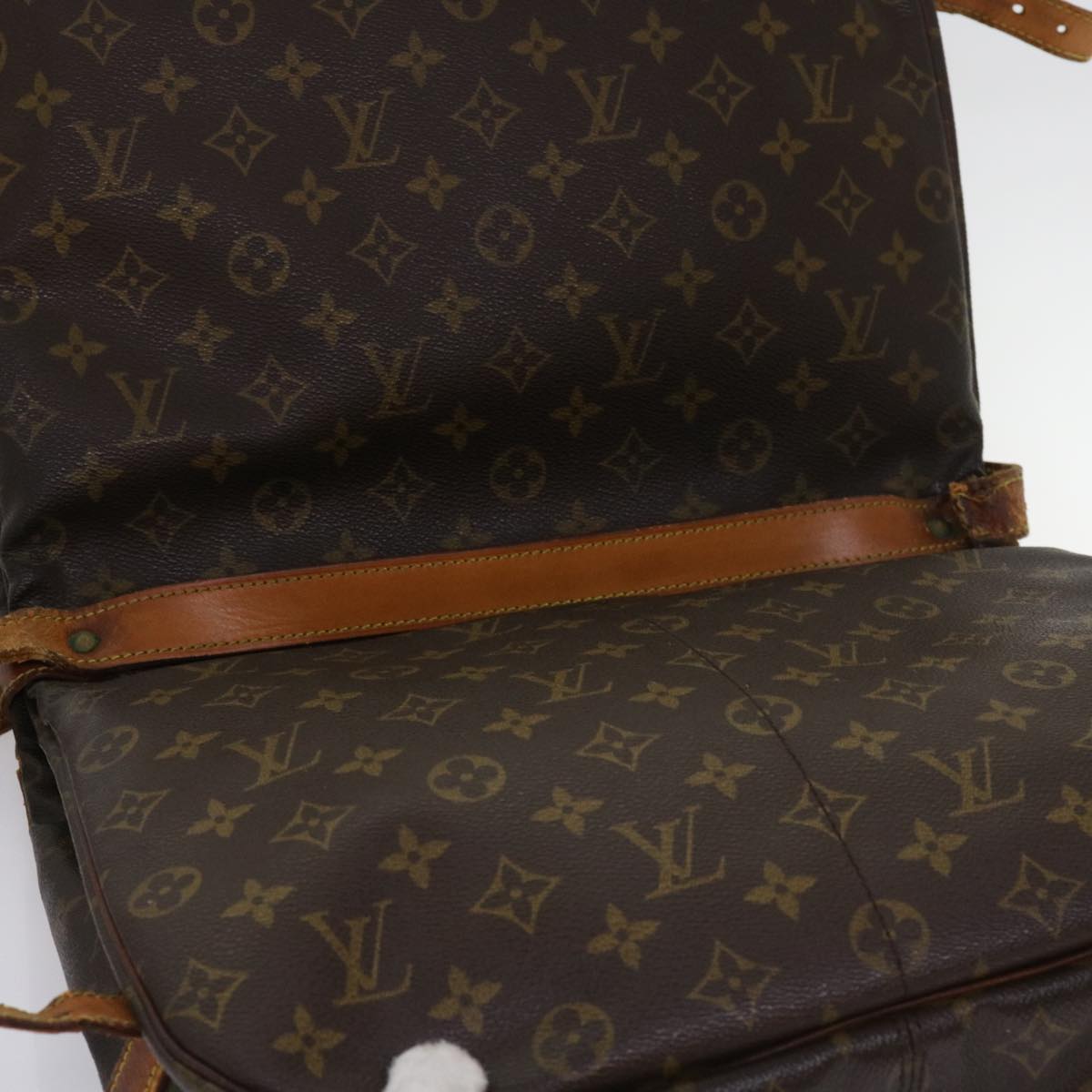 LOUIS VUITTON Monogram Saumur 35 Shoulder Bag M42254 LV Auth 63714