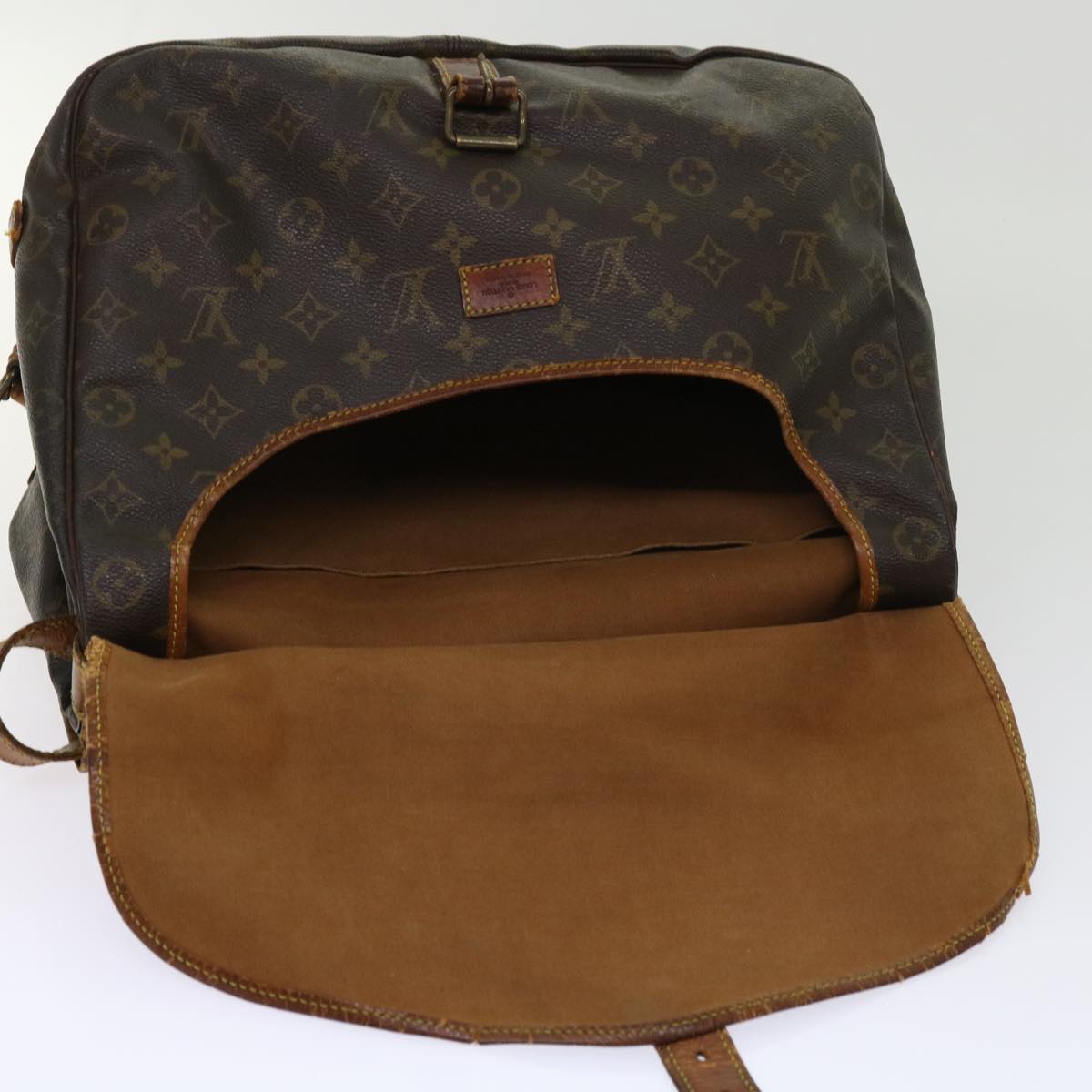 LOUIS VUITTON Monogram Saumur 35 Shoulder Bag M42254 LV Auth 63714