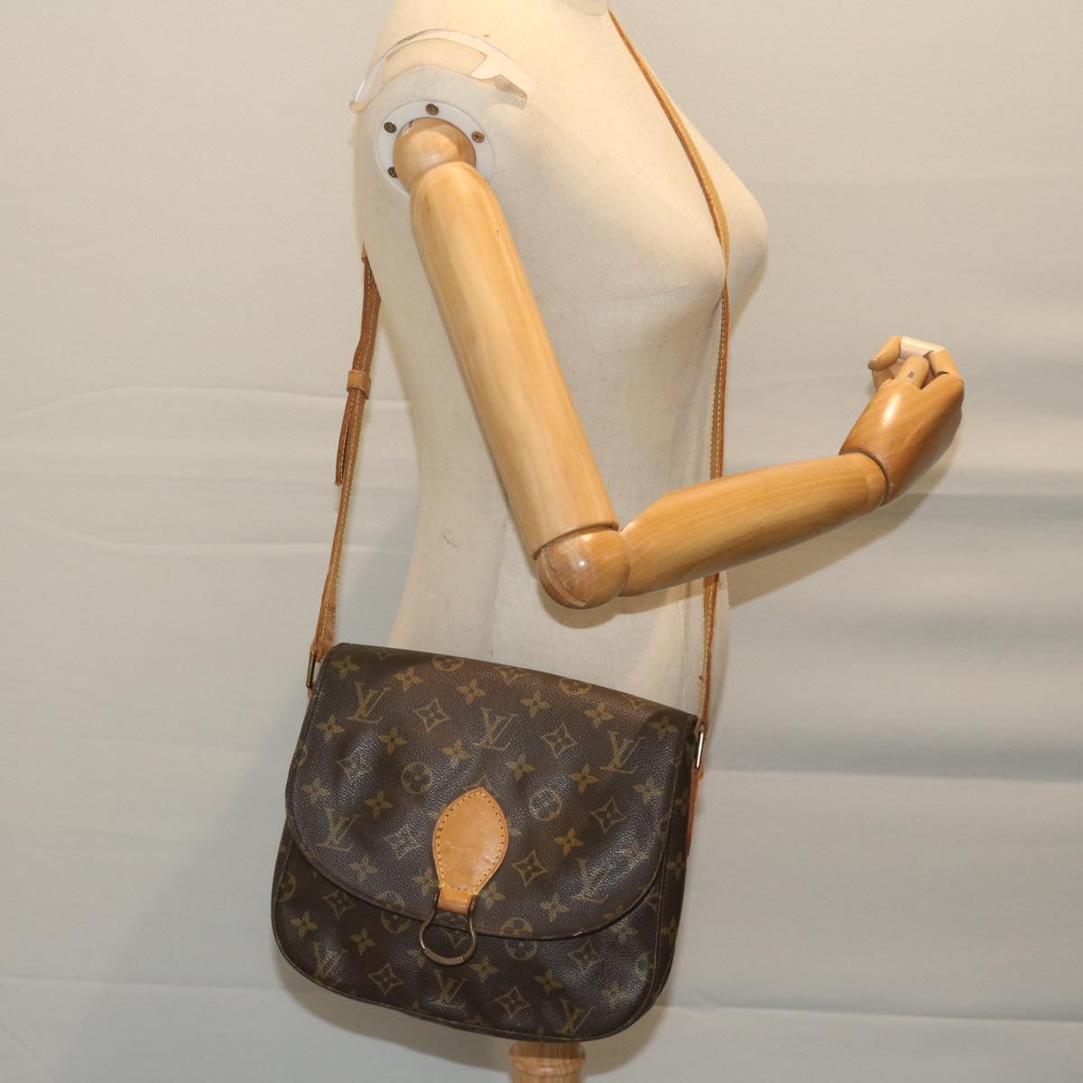 LOUIS VUITTON Monogram Saint Cloud GM Shoulder Bag M51242 LV Auth 63737