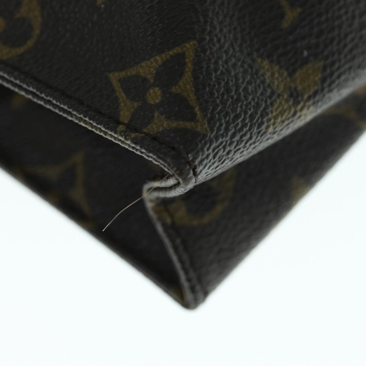 LOUIS VUITTON Monogram Poche Toilette 26 Pouch M47542 LV Auth 63738