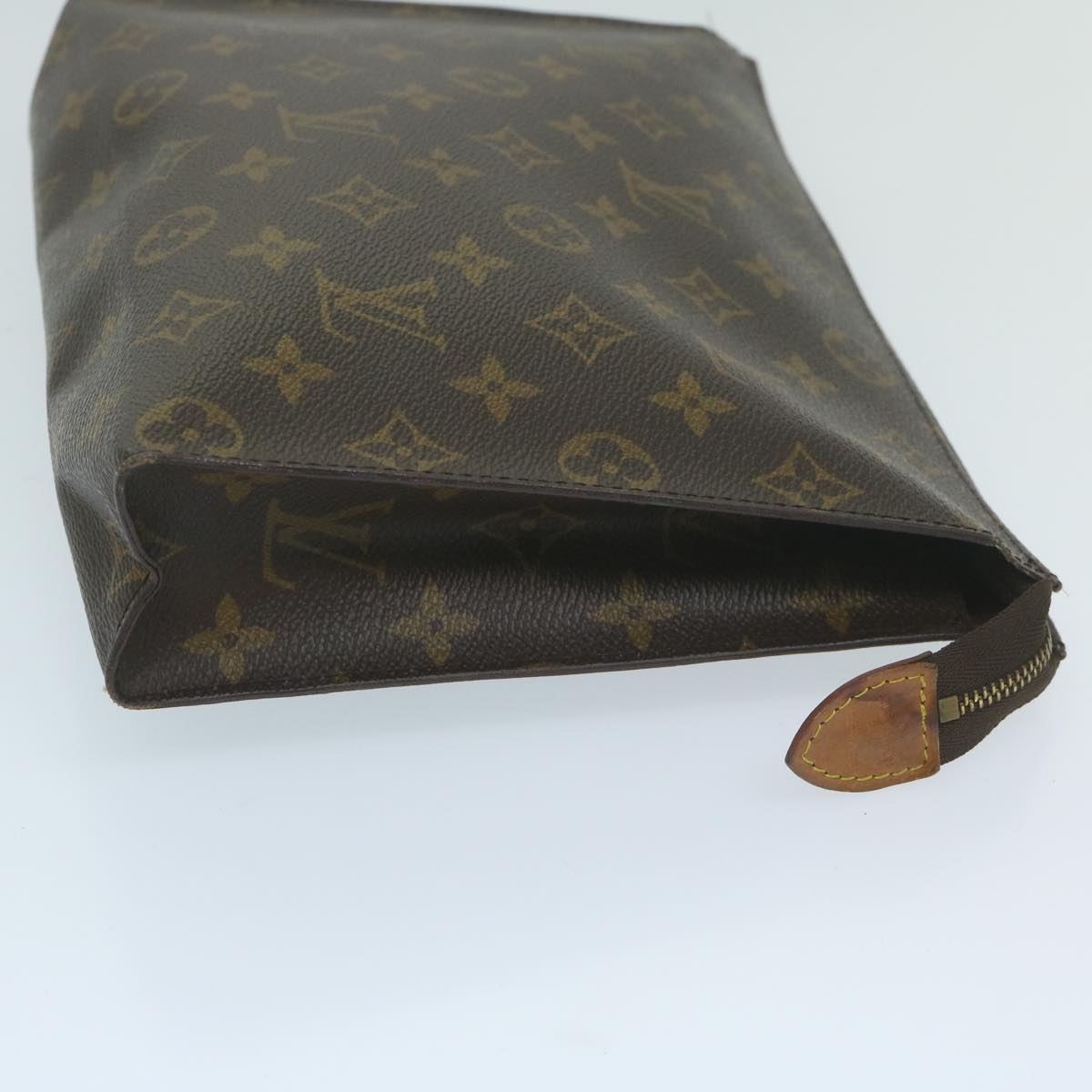 LOUIS VUITTON Monogram Poche Toilette 26 Pouch M47542 LV Auth 63768