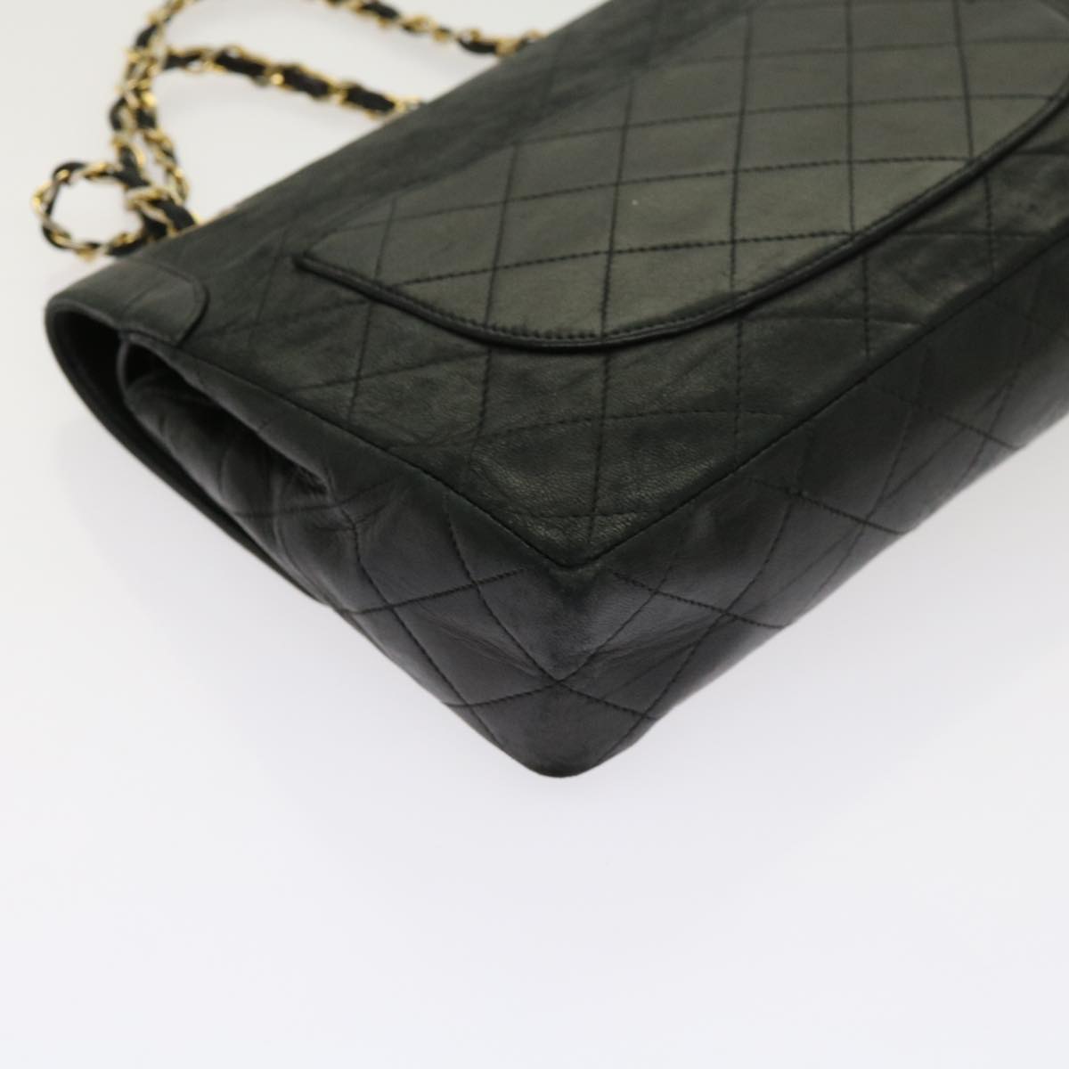 CHANEL Matelasse Turn Lock Chain Bag Lamb Skin Paris Only Black CC Auth 63771