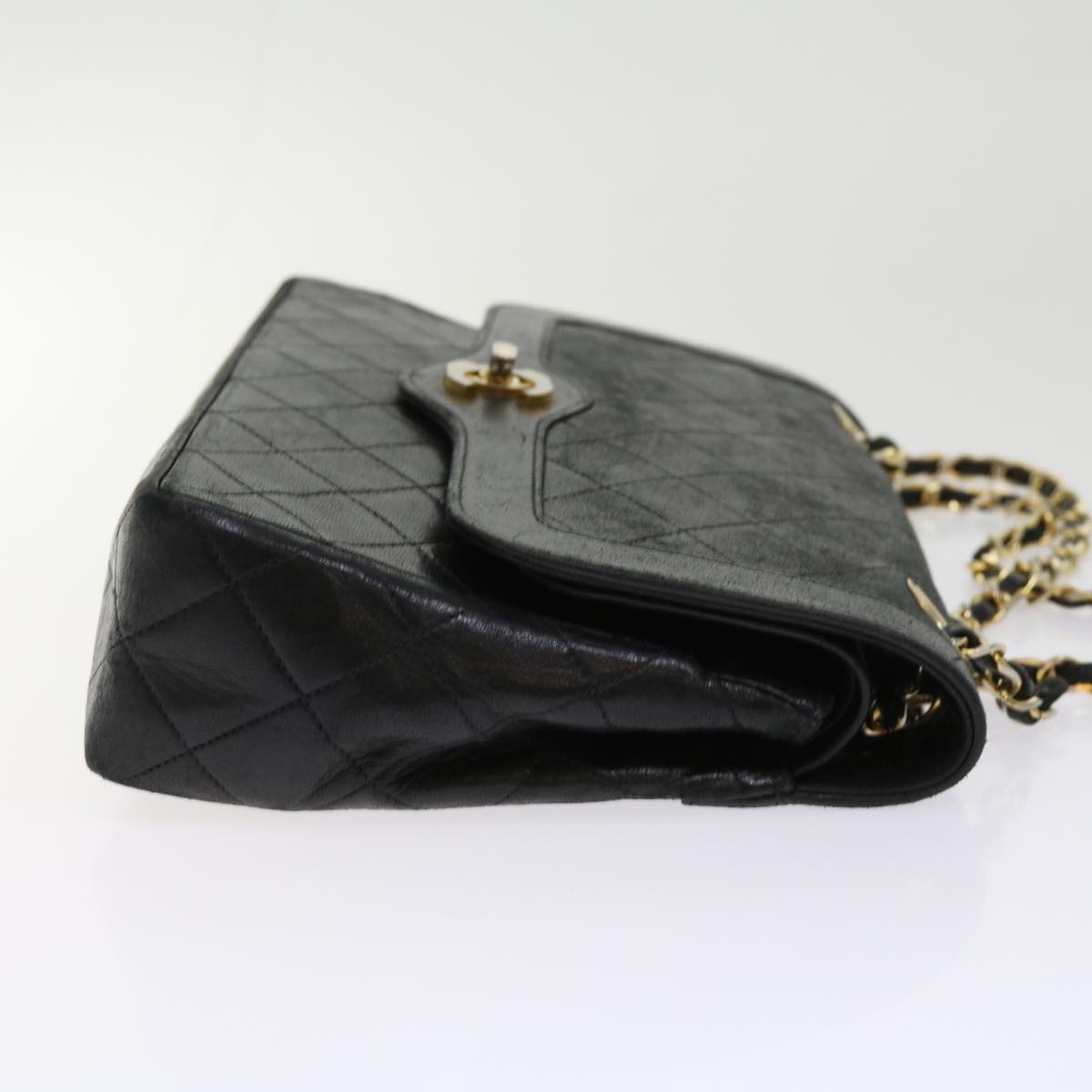 CHANEL Matelasse Turn Lock Chain Bag Lamb Skin Paris Only Black CC Auth 63771