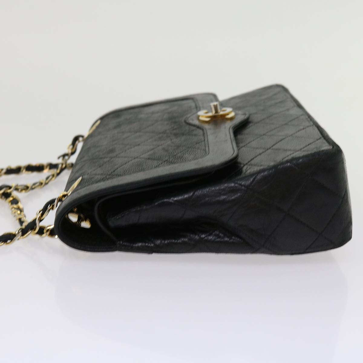 CHANEL Matelasse Turn Lock Chain Bag Lamb Skin Paris Only Black CC Auth 63771