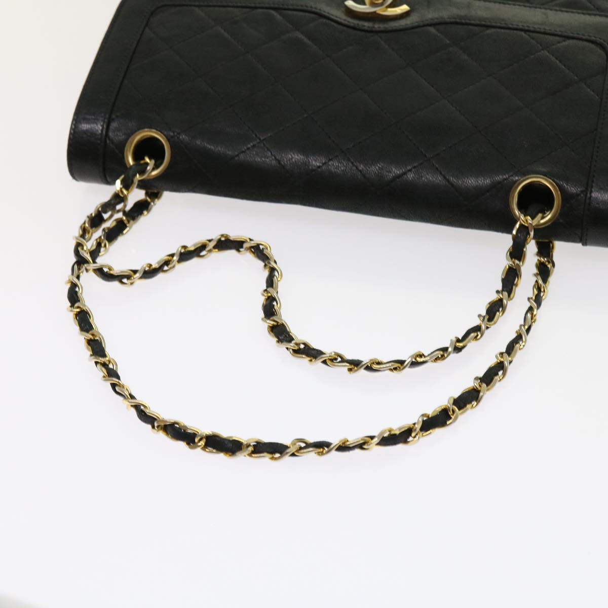 CHANEL Matelasse Turn Lock Chain Bag Lamb Skin Paris Only Black CC Auth 63771