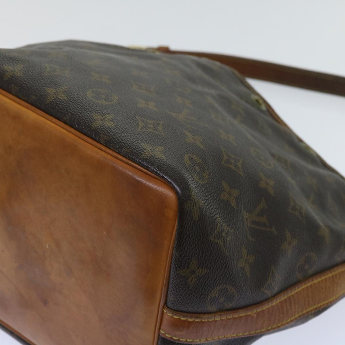 LOUIS VUITTON Monogram Petit Noe Shoulder Bag M42226 LV Auth 63788