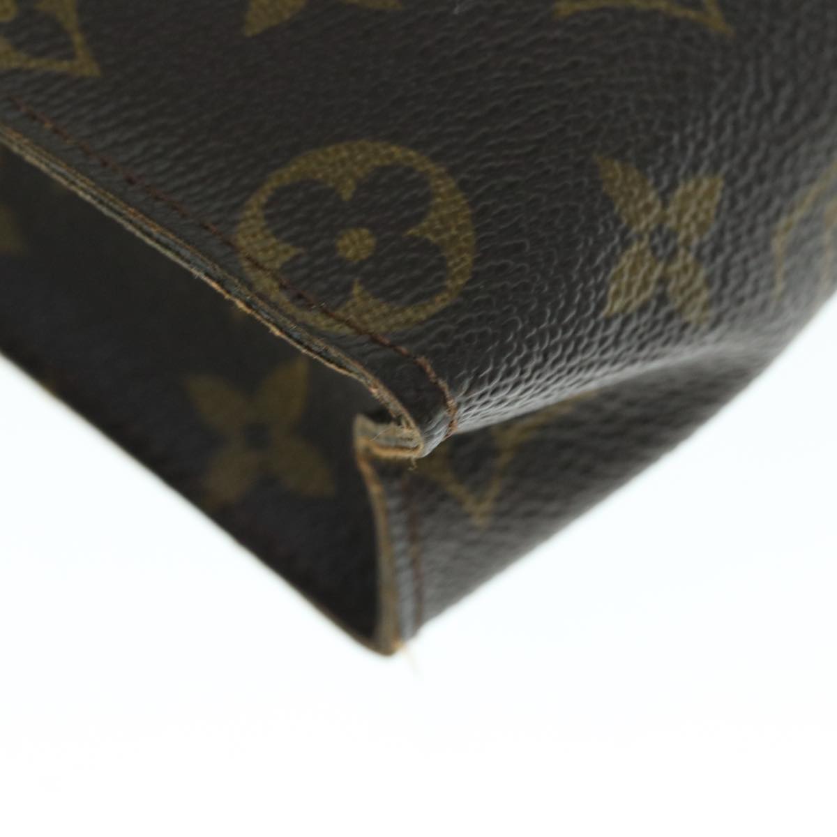 LOUIS VUITTON Monogram Poche Toilette 26 Pouch M47542 LV Auth 63825