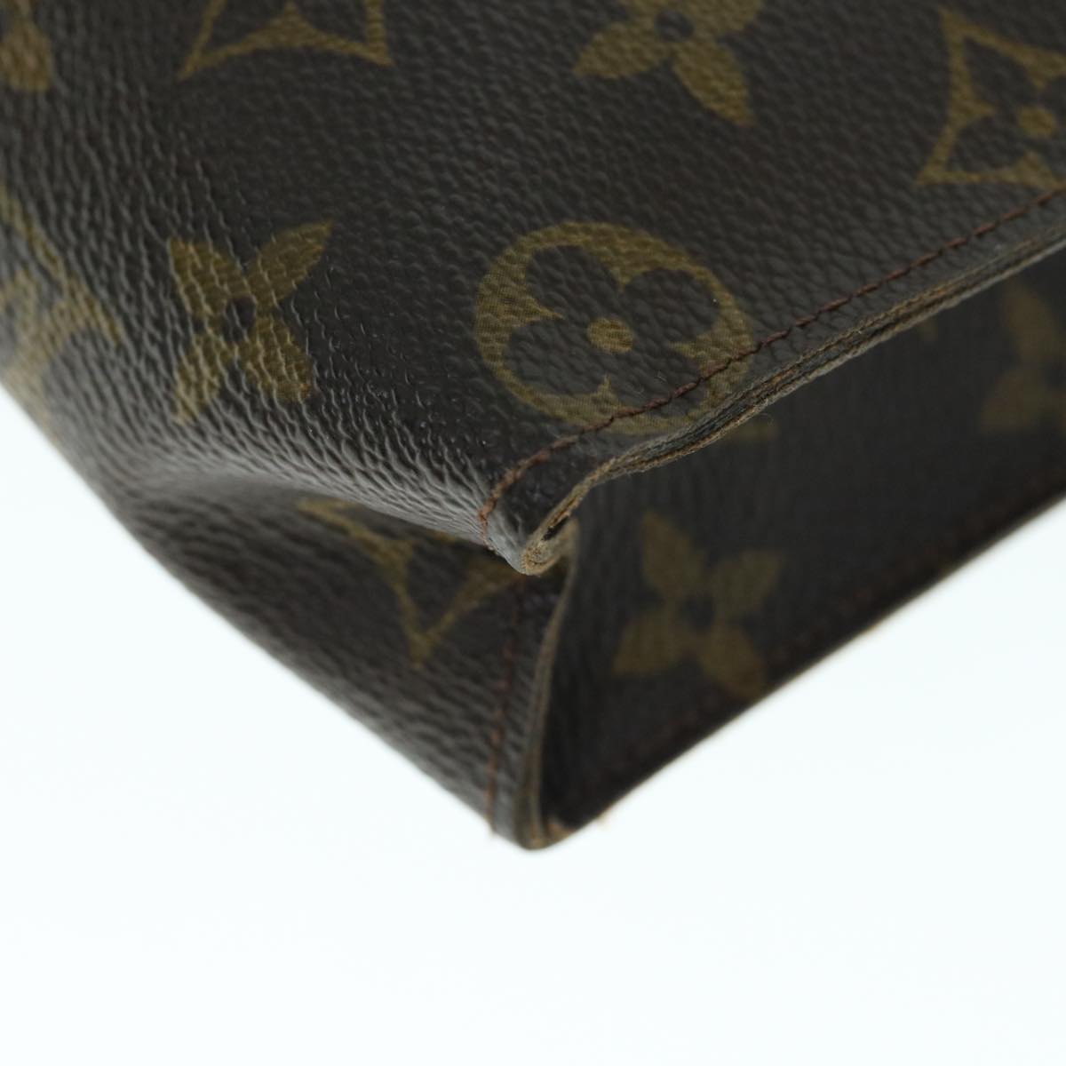 LOUIS VUITTON Monogram Poche Toilette 26 Pouch M47542 LV Auth 63825