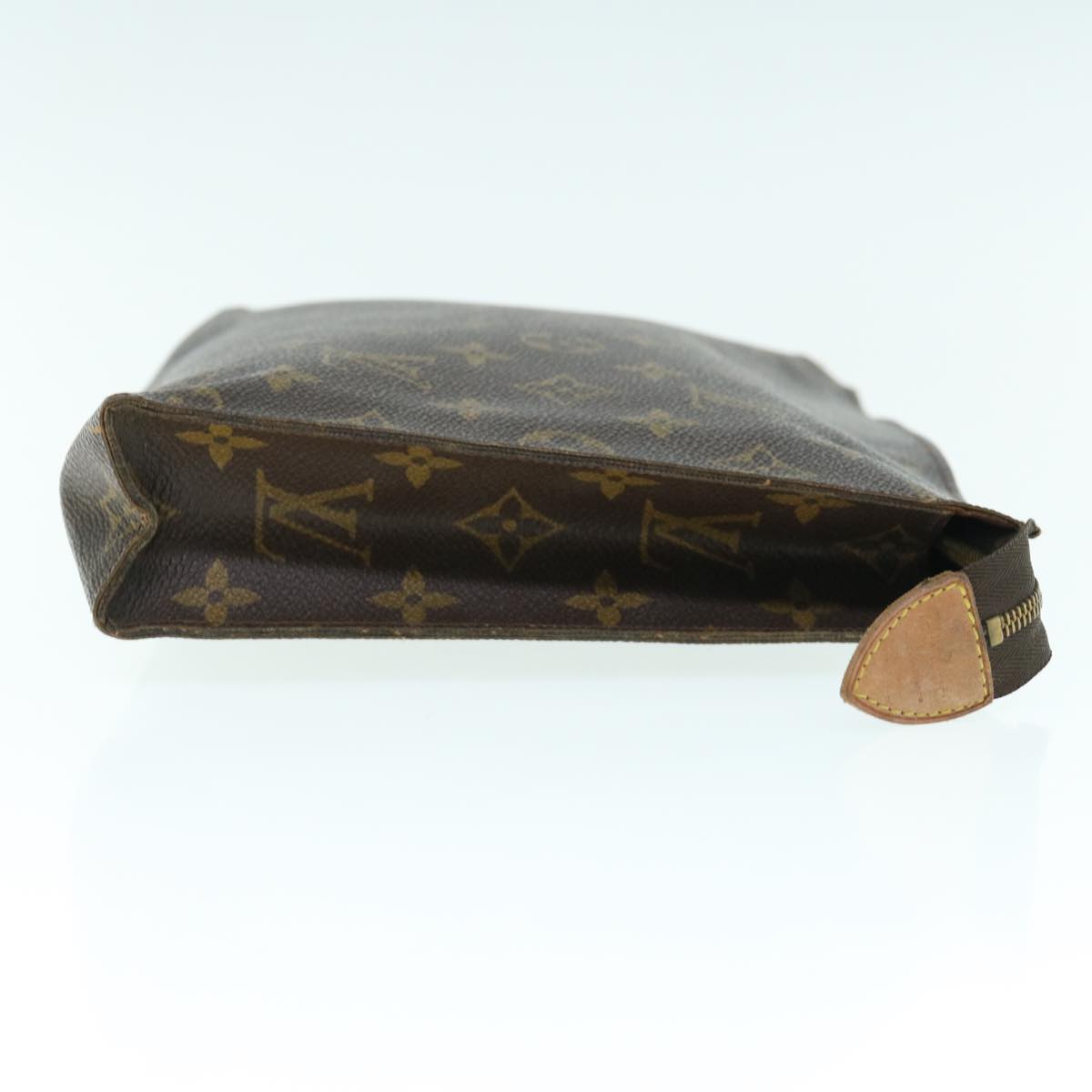 LOUIS VUITTON Monogram Poche Toilette 26 Pouch M47542 LV Auth 63825