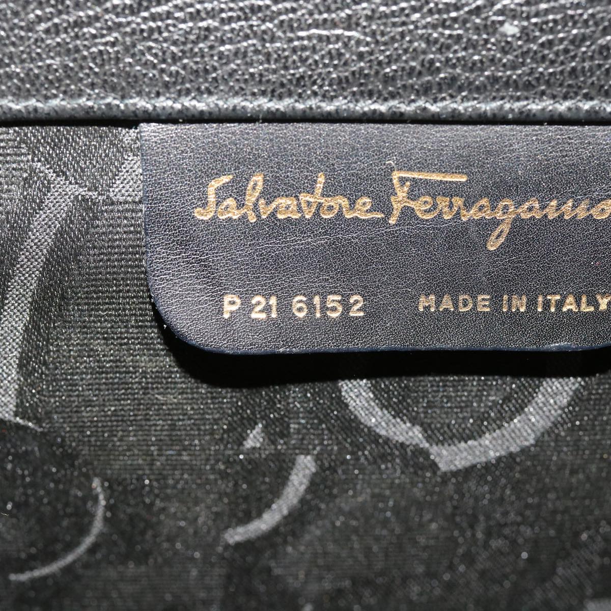 Salvatore Ferragamo Gancini Shoulder Bag Leather Black Auth 63860