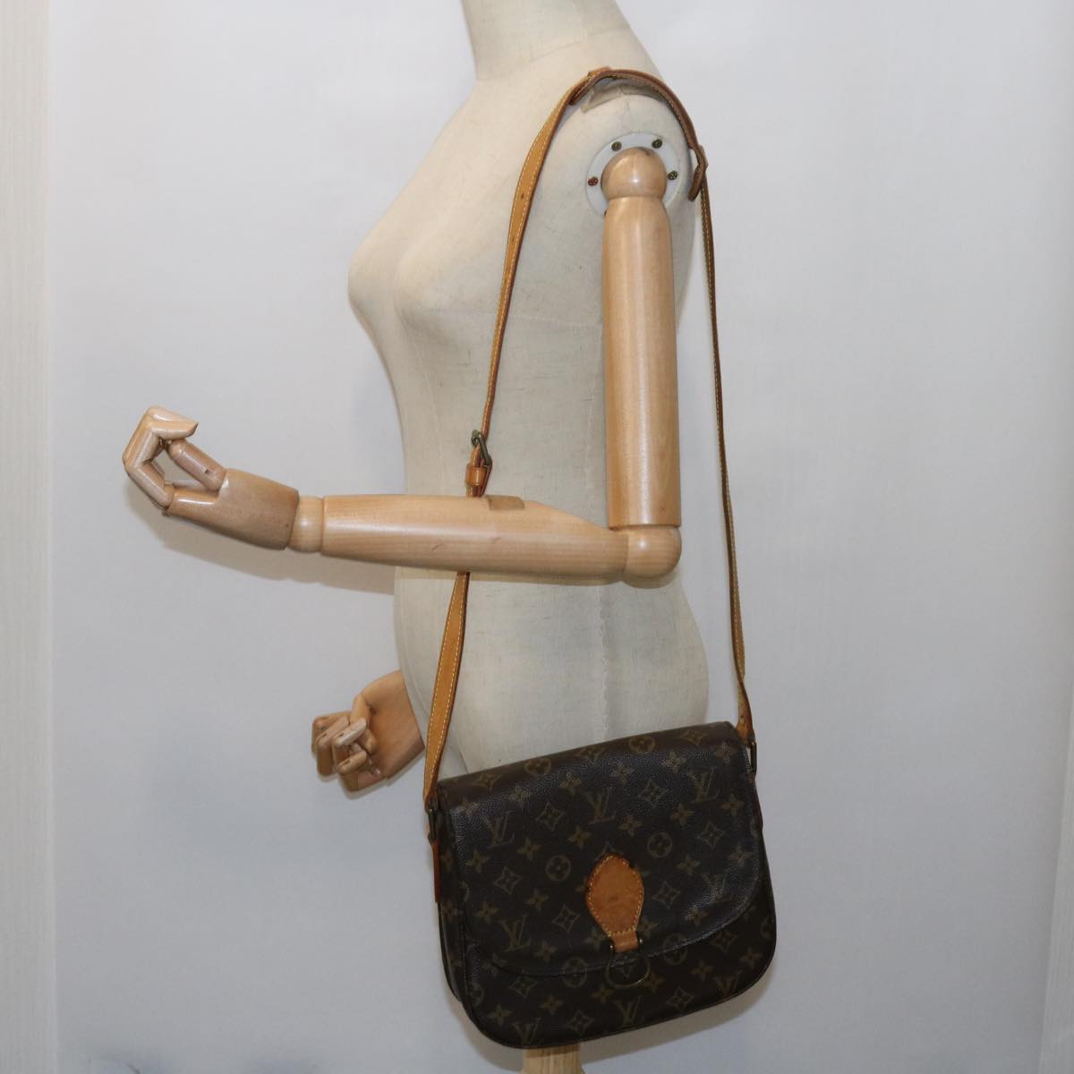 LOUIS VUITTON Monogram Saint Cloud GM Shoulder Bag M51242 LV Auth 63939