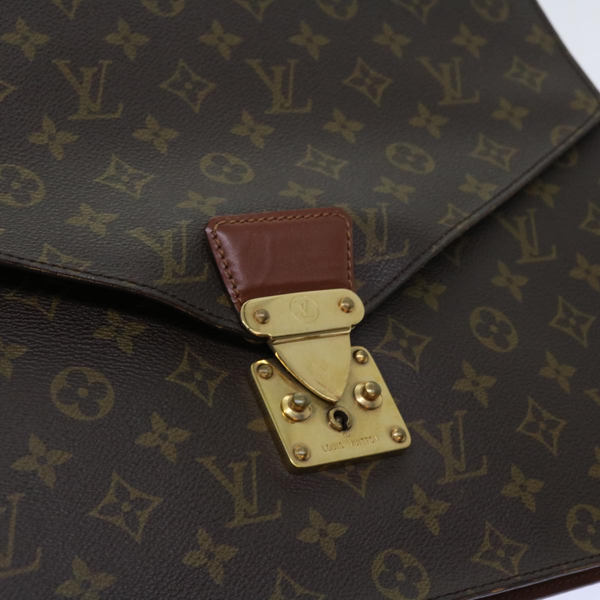 LOUIS VUITTON Monogram Porte Documents Bandouliere Bag M53338 LV Auth 63953