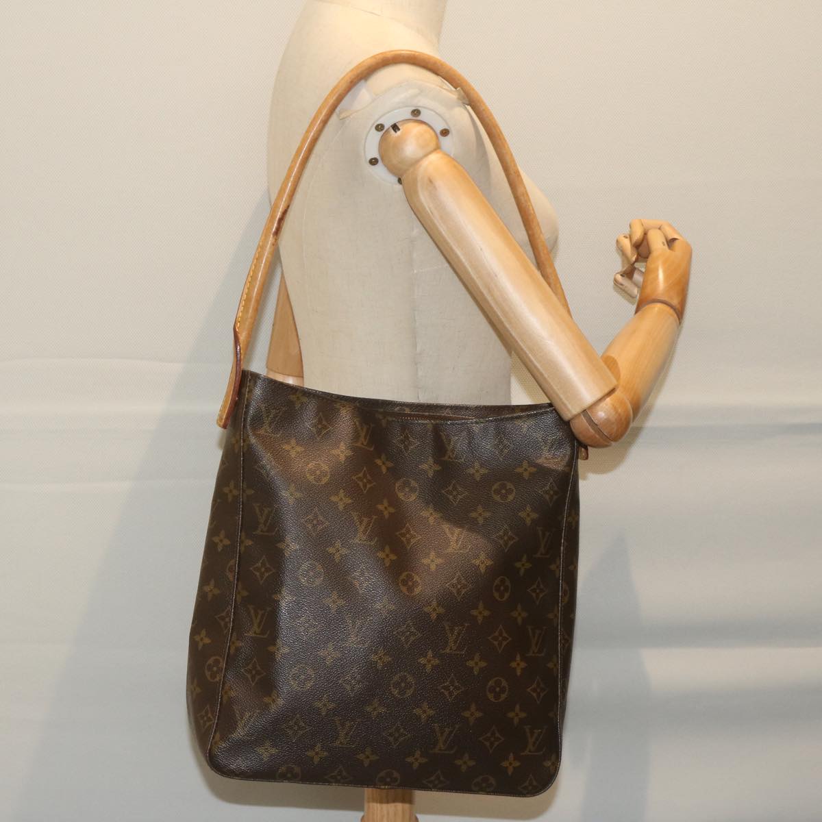 LOUIS VUITTON Monogram Looping GM Shoulder Bag M51145 LV Auth 63957