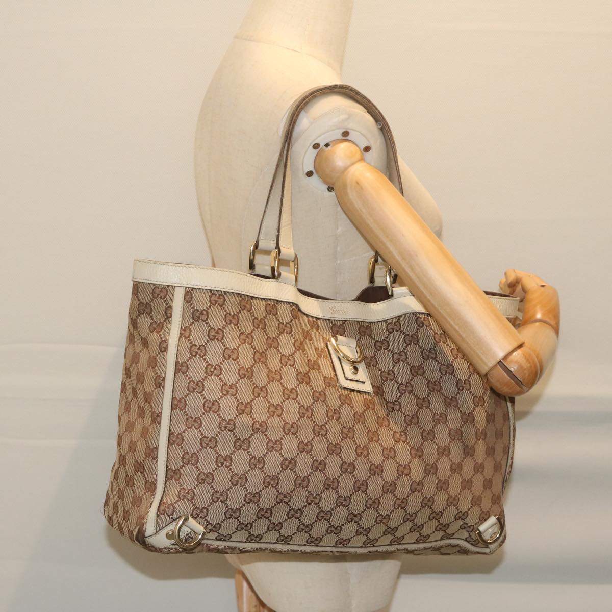 GUCCI GG Canvas Tote Bag Beige White Auth 63992