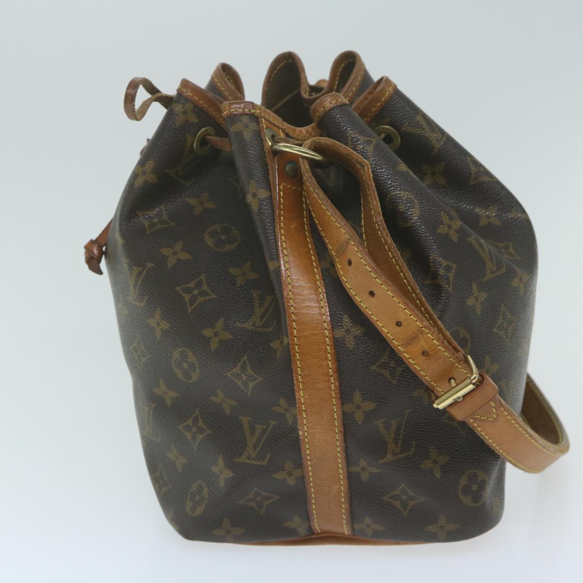 LOUIS VUITTON Monogram Petit Noe Shoulder Bag M42226 LV Auth 64090