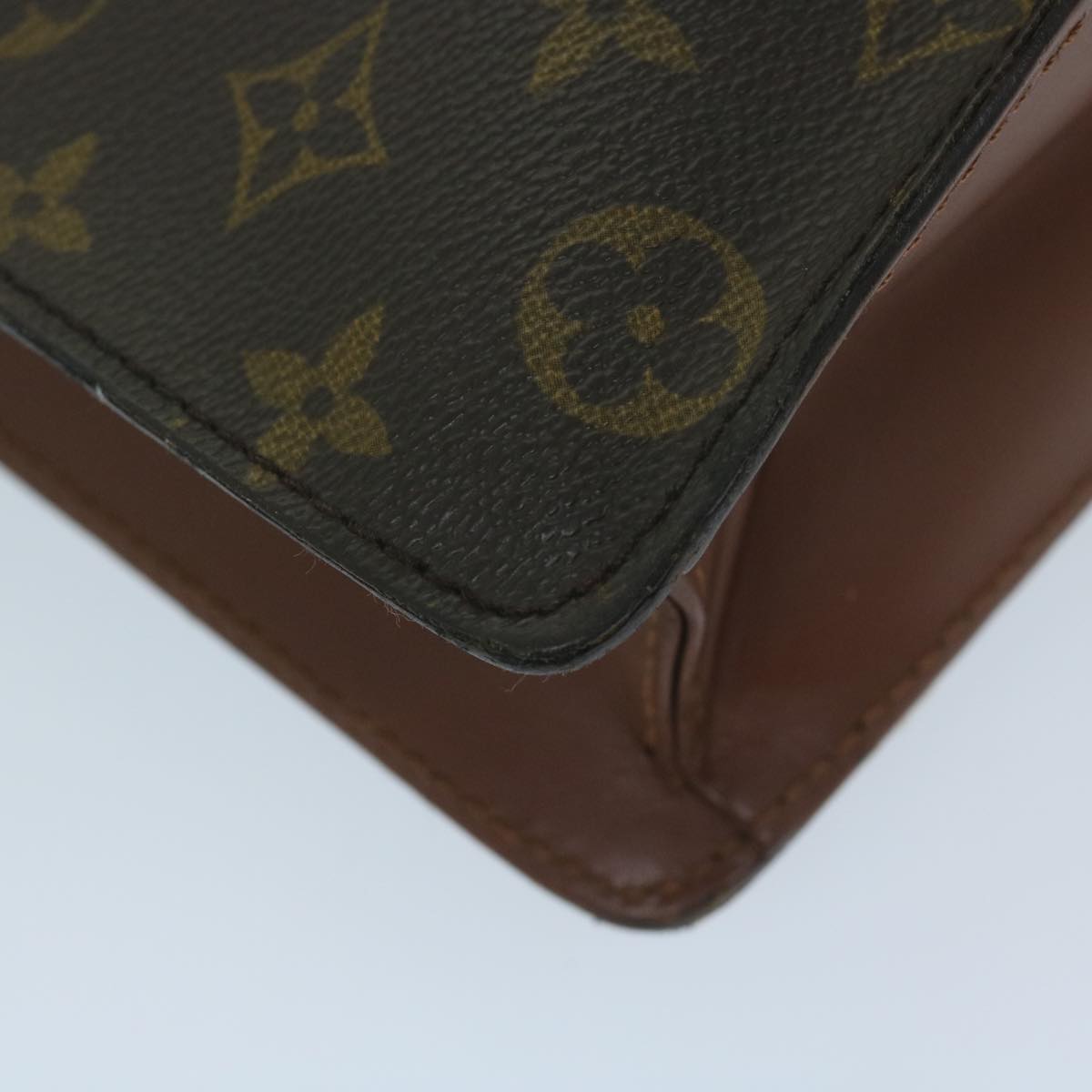 LOUIS VUITTON Monogram Porte Documents Bandouliere Bag M53338 LV Auth 64154