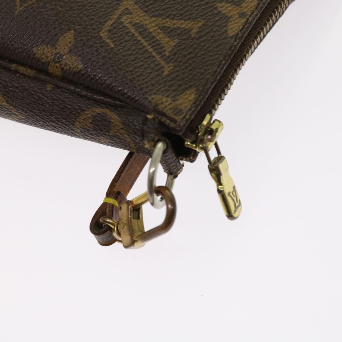 LOUIS VUITTON Monogram Pochette Accessoires Pouch M51980 LV Auth 64186