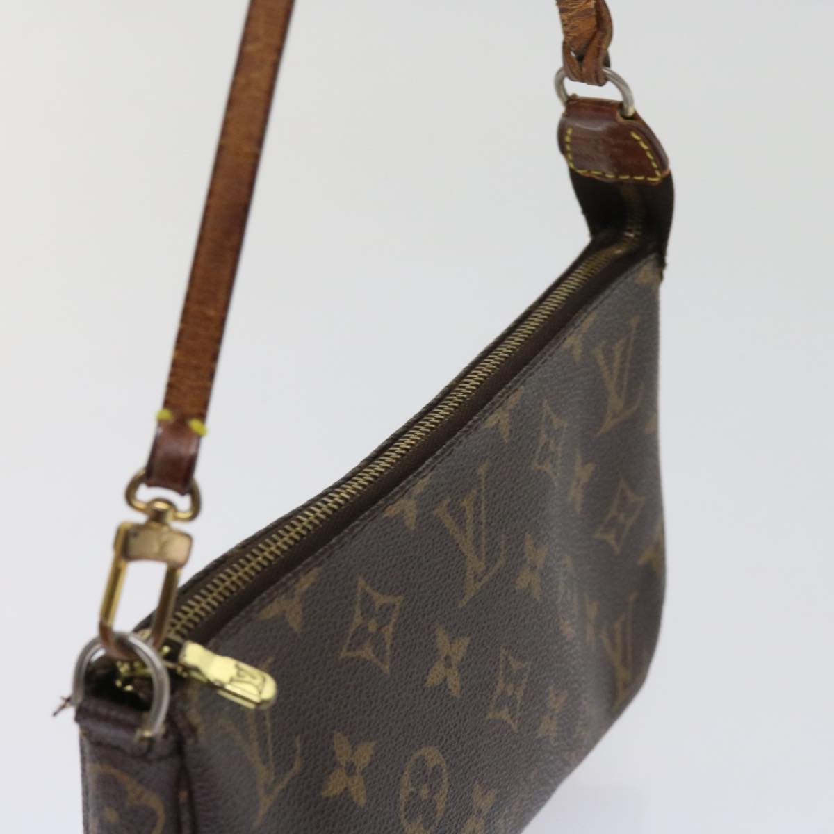 LOUIS VUITTON Monogram Pochette Accessoires Pouch M51980 LV Auth 64186