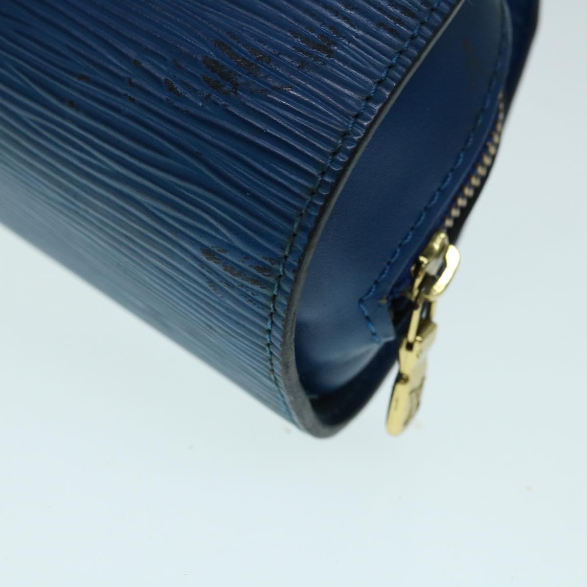 LOUIS VUITTON Epi Dauphine PM Pouch Blue M48445 LV Auth 64292