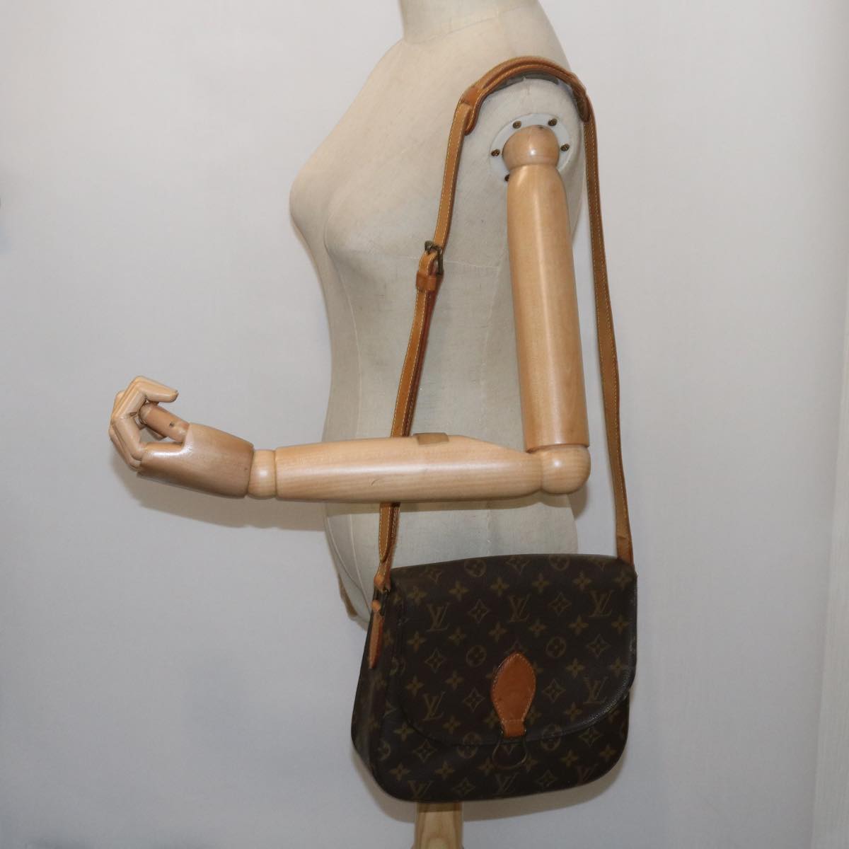 LOUIS VUITTON Monogram Saint Cloud GM Shoulder Bag M51242 LV Auth 64387