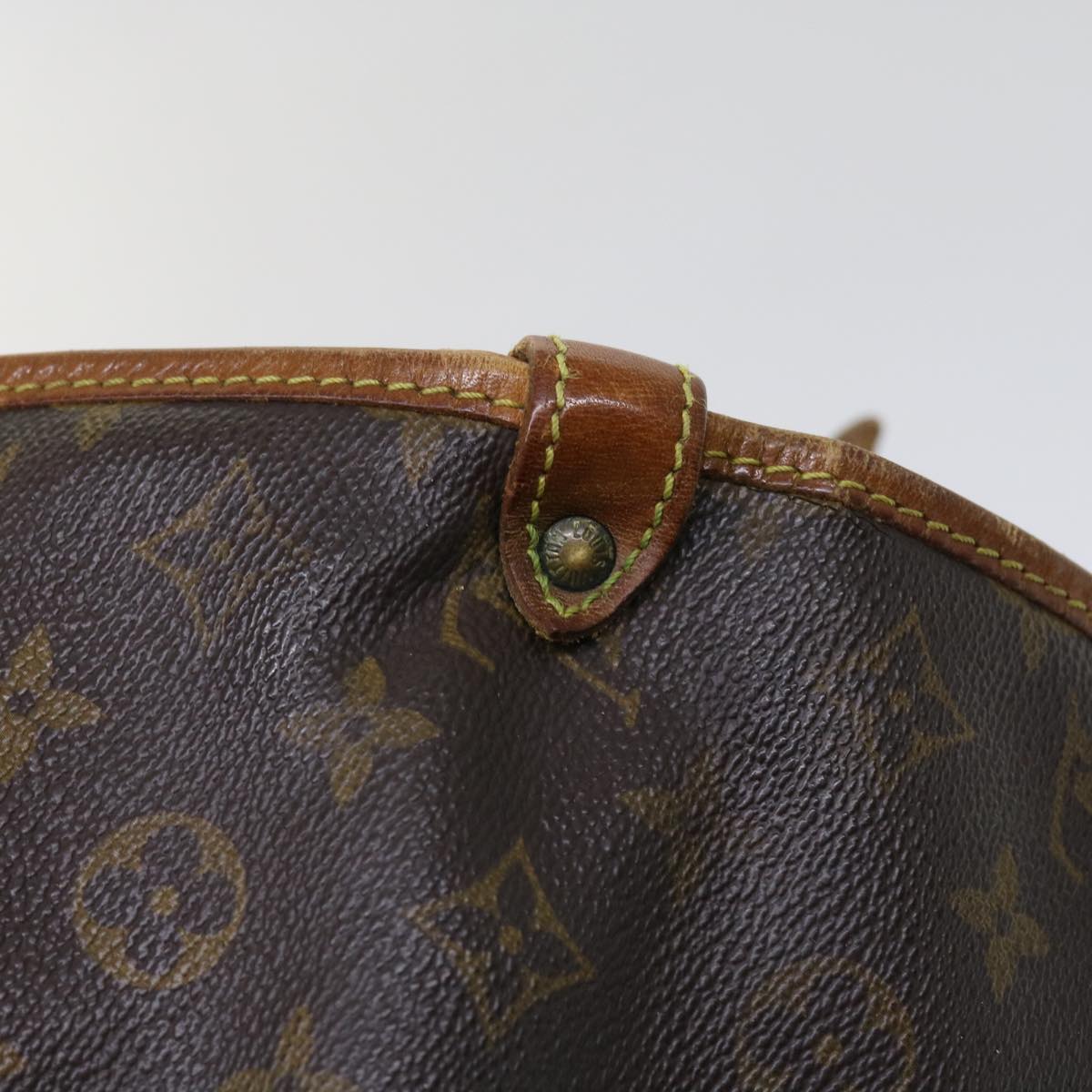 LOUIS VUITTON Monogram Saumur 30 Shoulder Bag M42256 LV Auth 64409