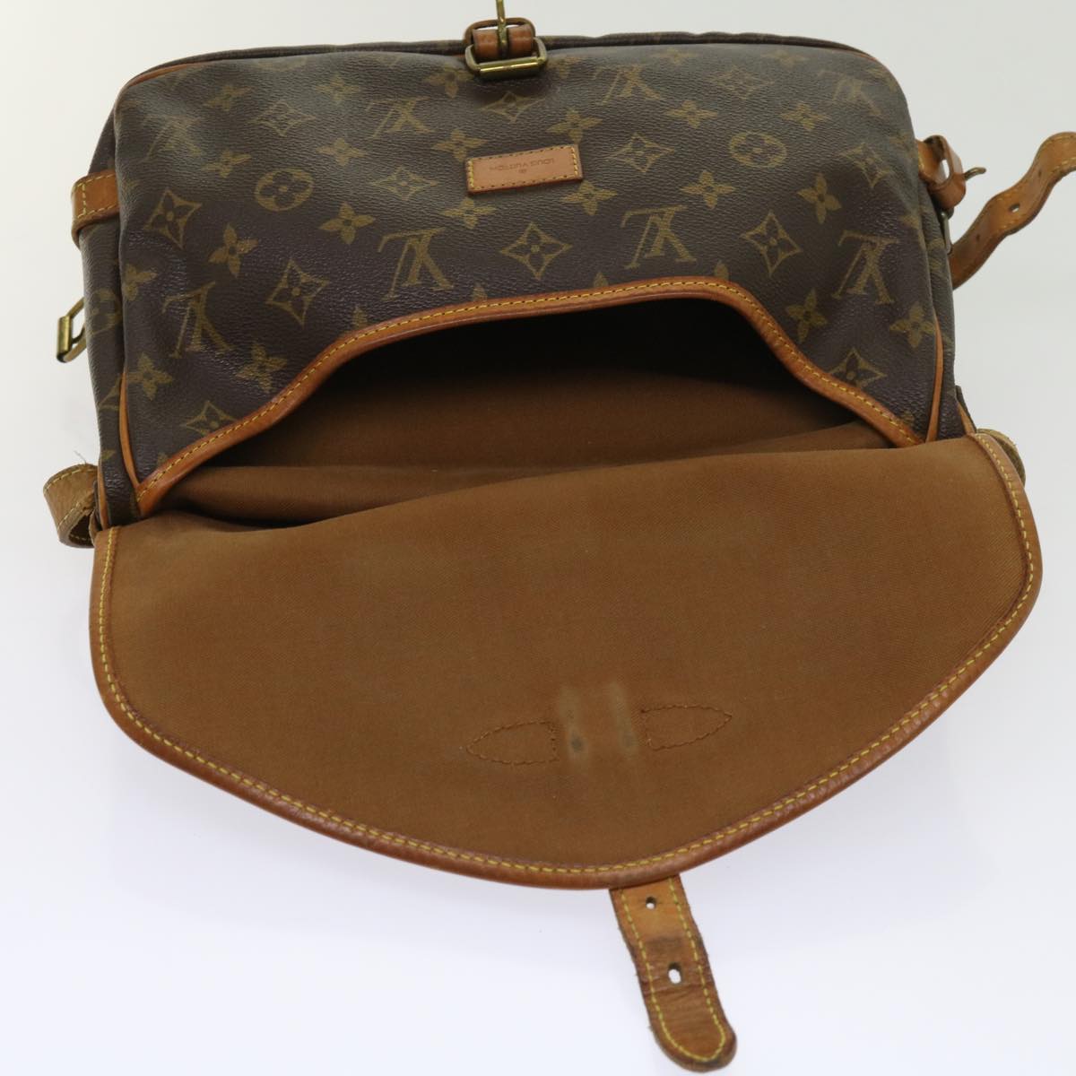 LOUIS VUITTON Monogram Saumur 30 Shoulder Bag M42256 LV Auth 64409