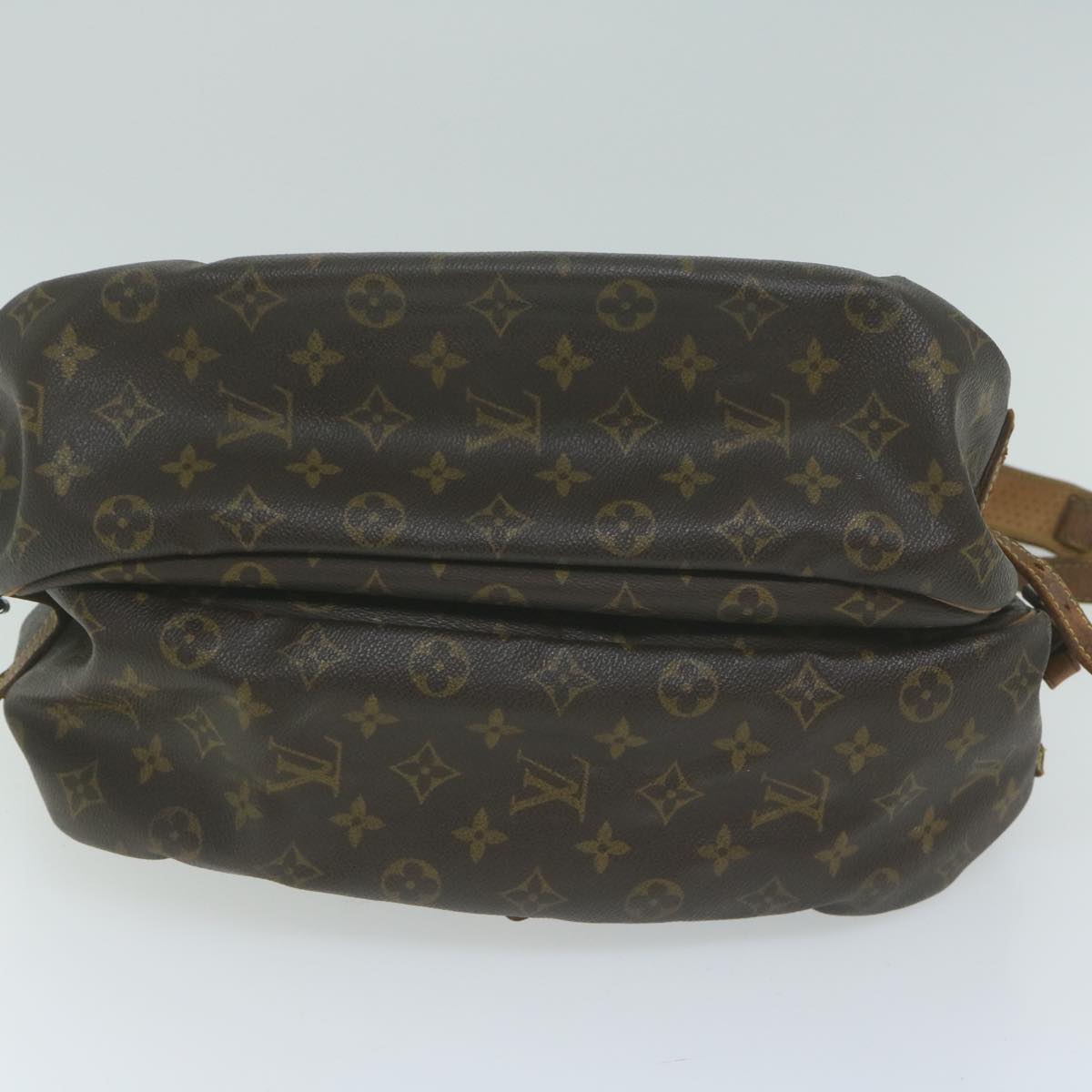 LOUIS VUITTON Monogram Saumur 35 Shoulder Bag M42254 LV Auth 64415