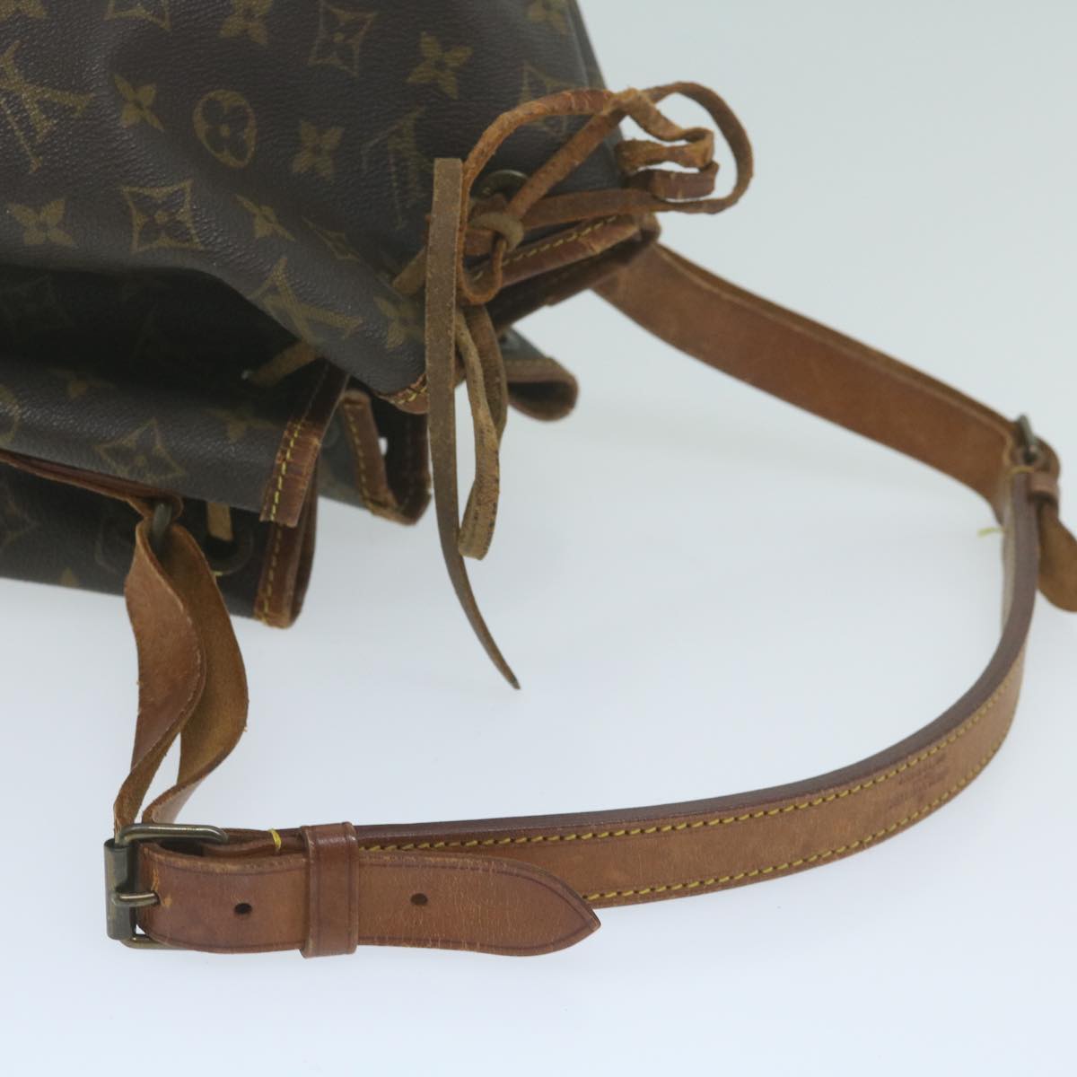 LOUIS VUITTON Monogram Petit Noe Shoulder Bag M42226 LV Auth 64565