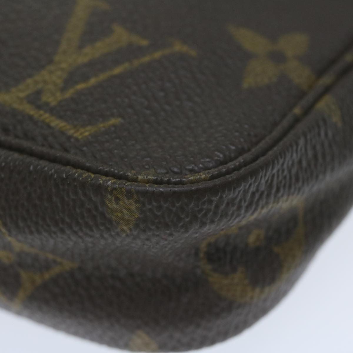 LOUIS VUITTON Monogram Pochette Accessoires Pouch M51980 LV Auth 64660