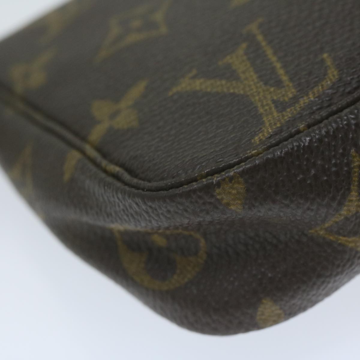 LOUIS VUITTON Monogram Pochette Accessoires Pouch M51980 LV Auth 64660