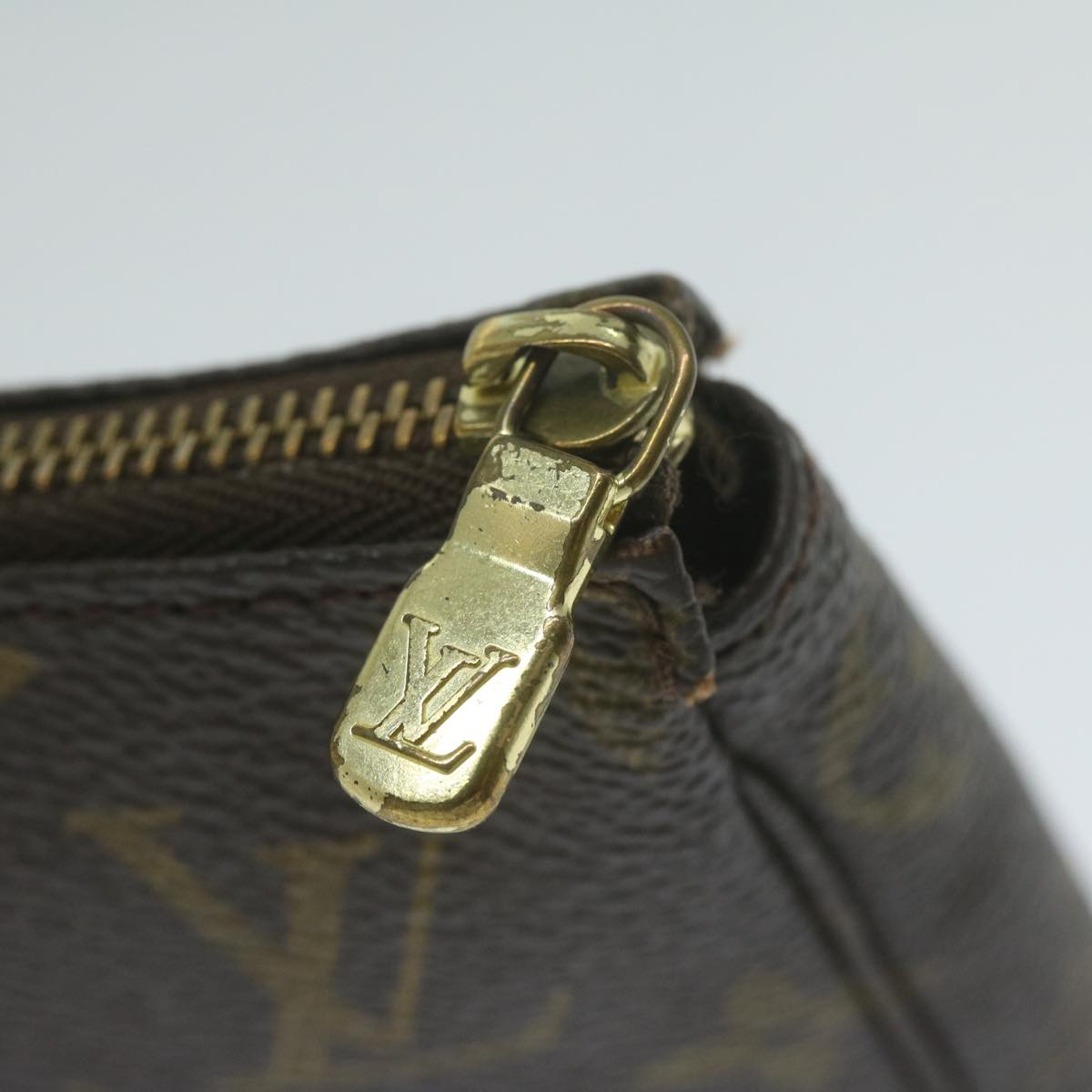 LOUIS VUITTON Monogram Pochette Accessoires Pouch M51980 LV Auth 64660