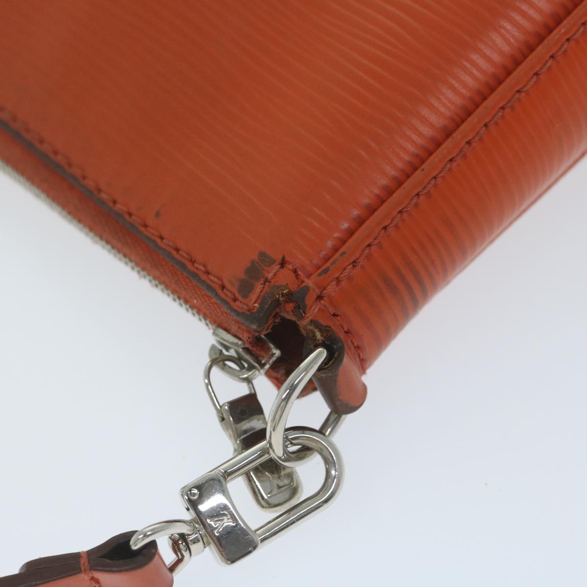 LOUIS VUITTON Epi Pochette Accessoires Pouch Orange Pimon M40778 LV Auth 64680